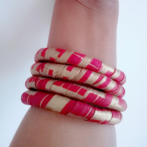 !Sale! 4 Sets Fabric Bracelets,  Metallic Fabric - Picture 2 of 3